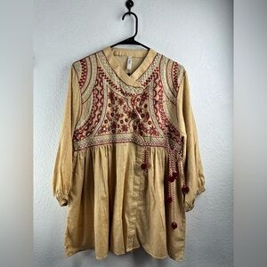 Ethnic Tan/Red Floral Embroidered Indian Tunic Blouse Size L NWT